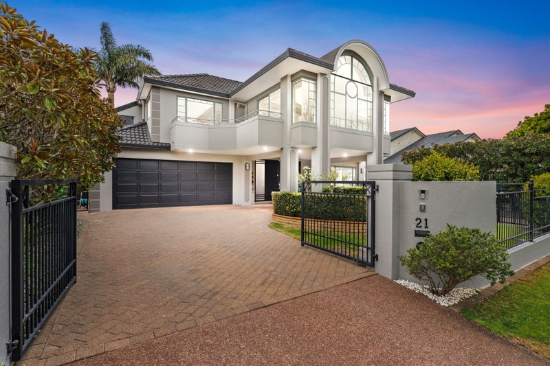 21 Bluefin Way, West Harbour, Auckland - Carousel 1