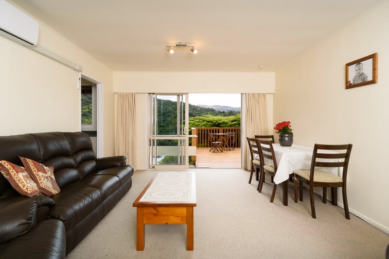 11A Doris Gordon Crescent, Crofton Downs, Wellington - Carousel 2