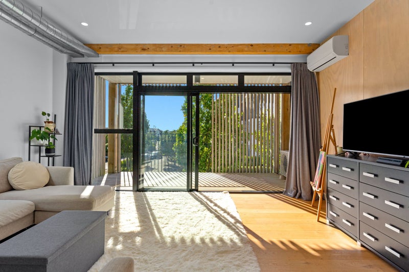 5/169 Hobsonville Point Road, Hobsonville, Auckland - Carousel 1