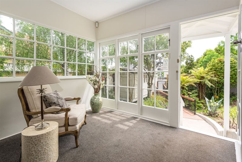 12 St Albans Street, St Albans, Christchurch - Carousel 2