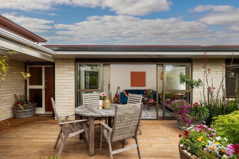 34B Harbutt Avenue, Mount Albert, Auckland - Carousel 2