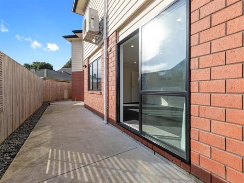 4/12 Short Street, Claudelands, Hamilton - Carousel 2