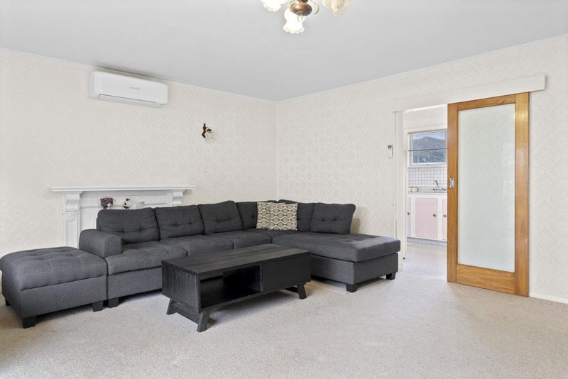 1A Isabel Grove, Wainuiomata, Lower Hutt - Carousel 2