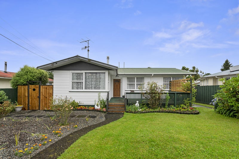 236 Sunset Road, Sunnybrook, Rotorua - Carousel 1