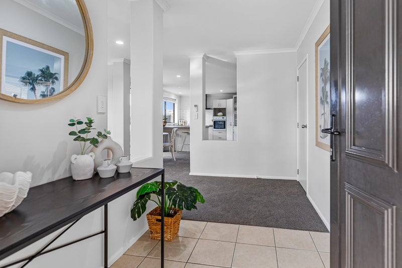 114 The Gardens Drive, Papamoa Beach, Papamoa - Carousel 2