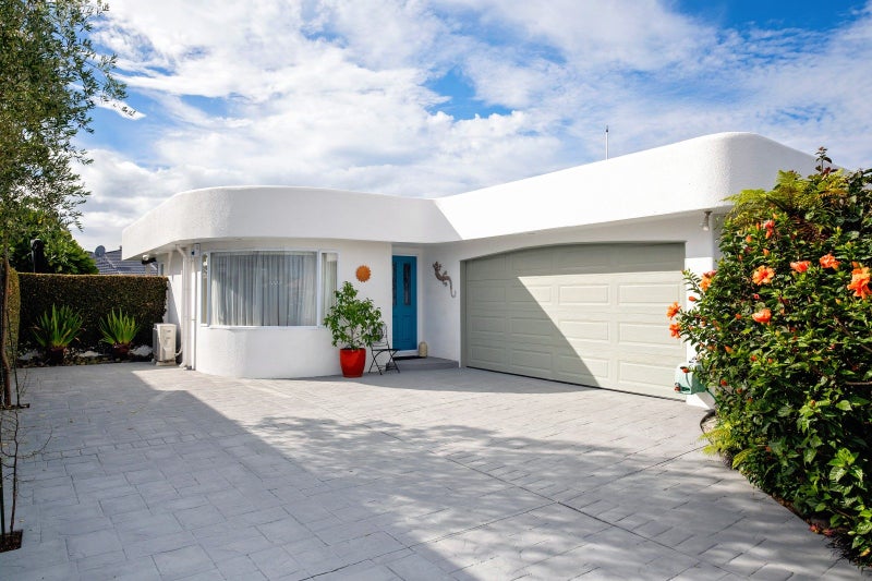 6A Mission Road, Greenmeadows, Napier - Carousel 2