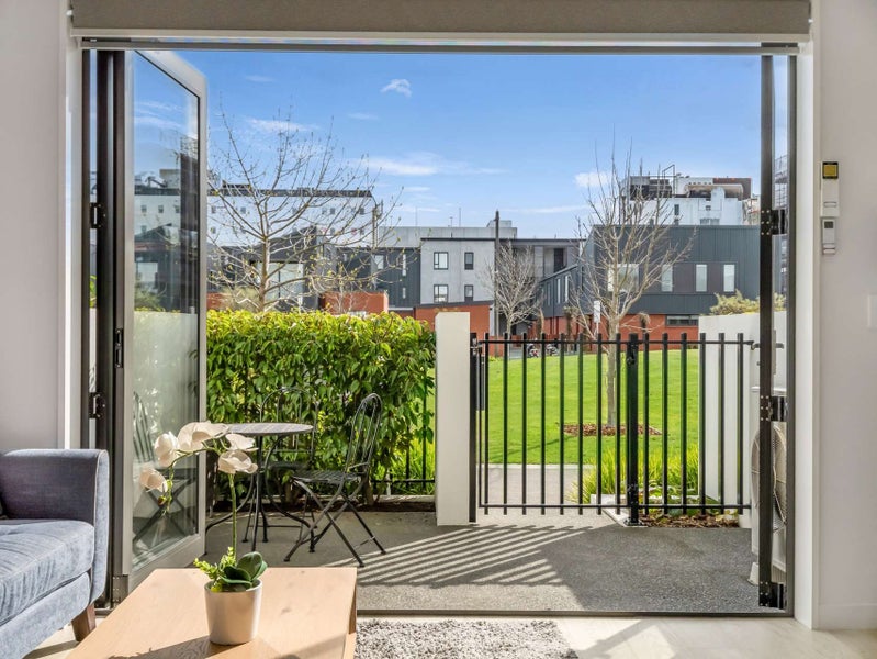 7/206 Hereford Street, Christchurch Central, Christchurch - Carousel 2