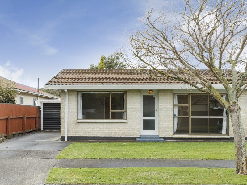 45 Richmond Avenue, Takaro, Palmerston North - Carousel 1