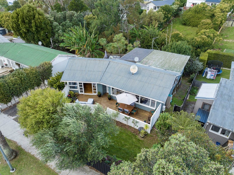 15 Abraham Place, Saint Johns, Auckland - Carousel 2