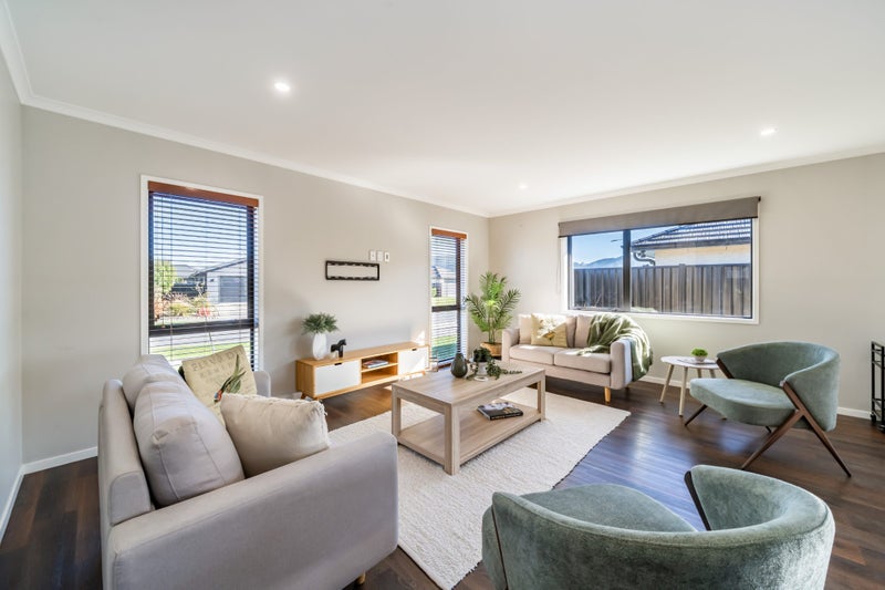 16 Te Punga Road, Wallaceville, Upper Hutt - Carousel 2