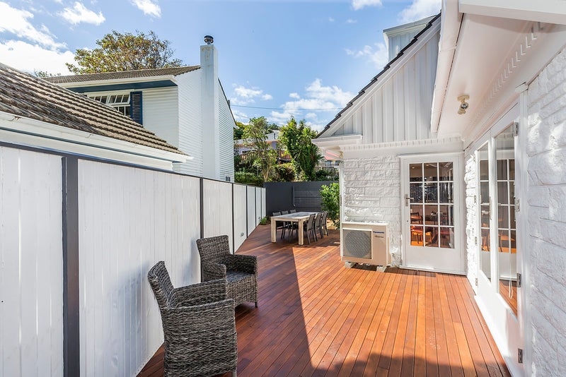 2 Tio Tio Road, Miramar, Wellington - Carousel 26