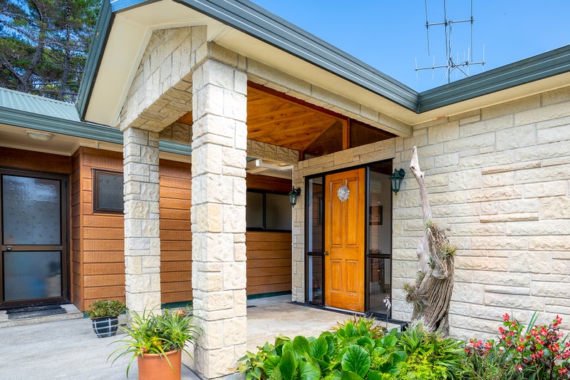 2 North Gable Way, Whangarei - Carousel 2