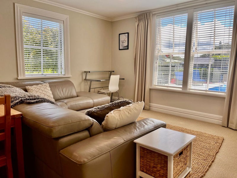 29 GLEN RD, Devonport, Auckland - Carousel 1