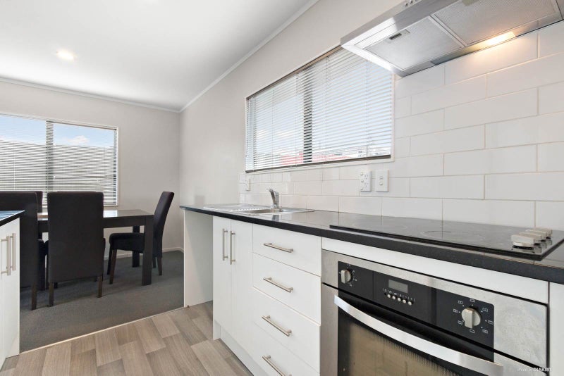 28A Parker Crescent, Otara, Auckland - Carousel 1