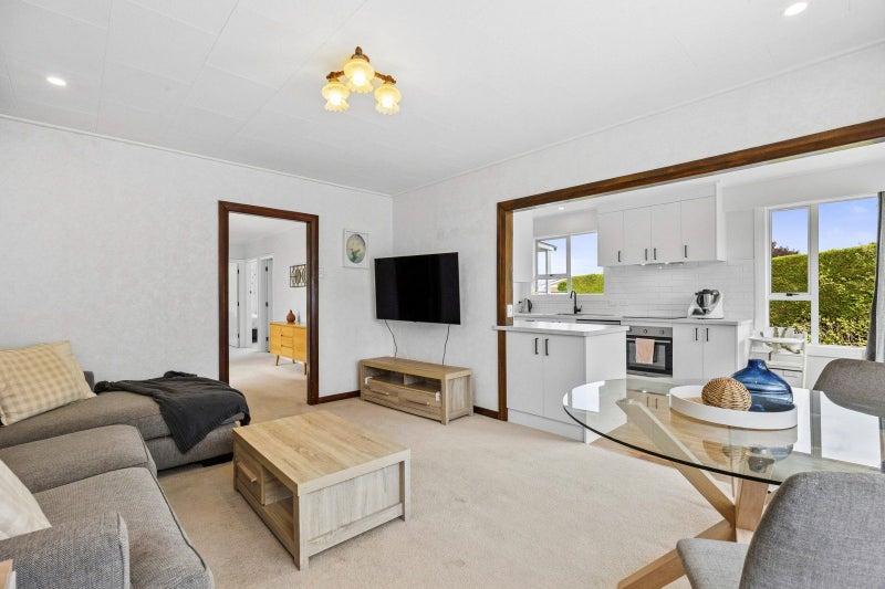 196 Highcliff Road, Shiel Hill, Dunedin - Carousel 2