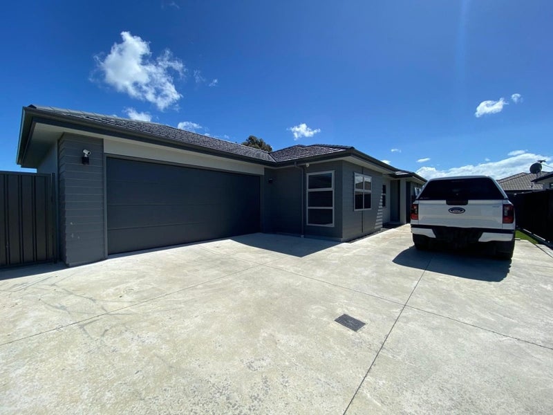 8 Rangataiki Place, Te Awa, Napier - Carousel 14
