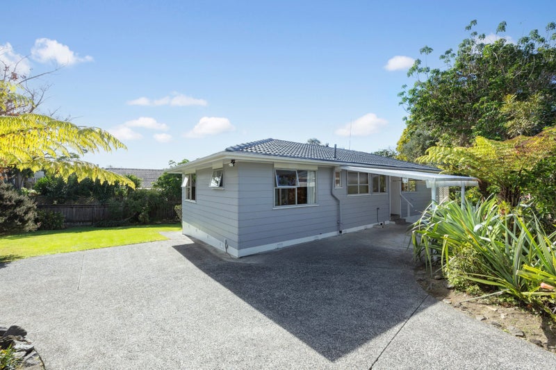 46 Kirby Street, Glendene, Auckland - Carousel 1