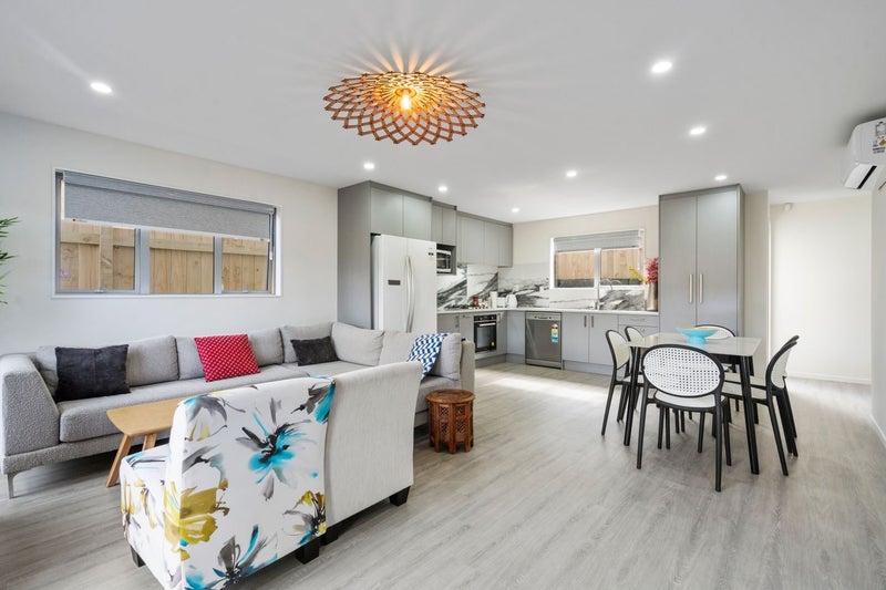 83B Queenstown Road, Onehunga, Auckland - Carousel 2