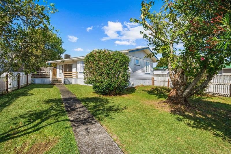 5 Beazley Crescent, Tikipunga, Whangarei - Carousel 1