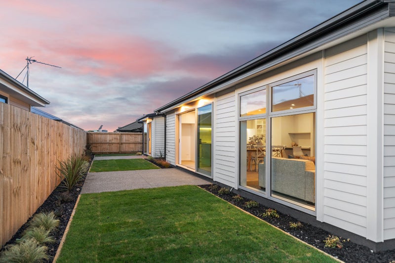 7 Mackinnon Street, Marshland, Christchurch - Carousel 18