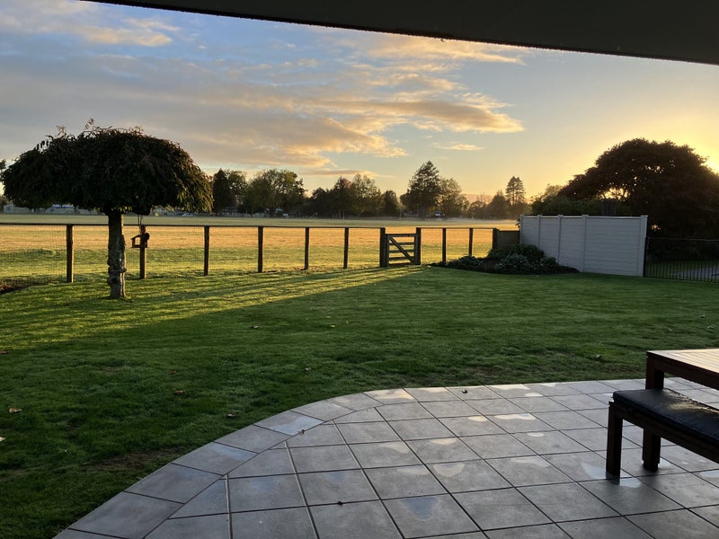 12 Cowley Drive, Leamington, Cambridge - Carousel 1