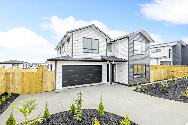 13 Hutukawa Drive, Beachlands, Auckland - Carousel 2
