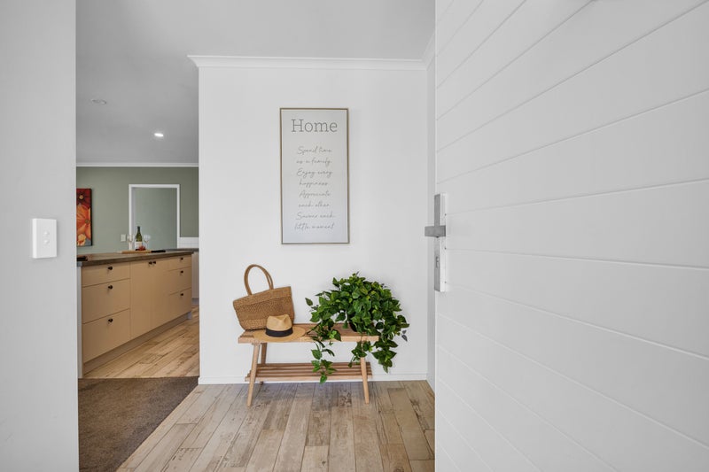 3/175 Carrington Street, Lower Vogeltown, New Plymouth - Carousel 2