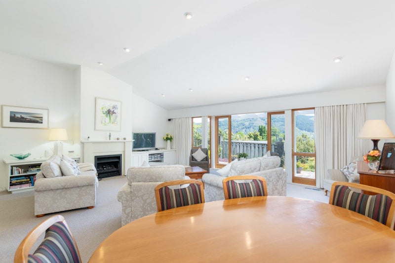20A Chatsworth Road, Silverstream, Upper Hutt - Carousel 1