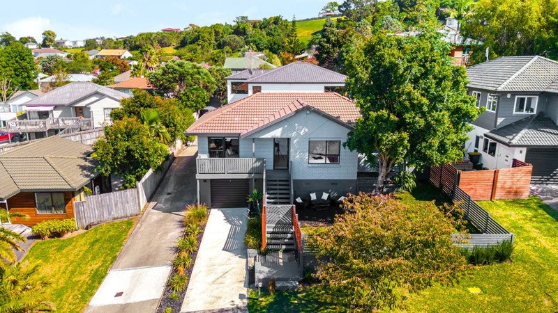 10 Amery Place, West Harbour, Auckland - Carousel 36