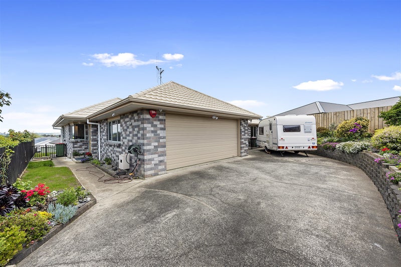 1 Lynbrae Court, Nawton, Hamilton - Carousel 1