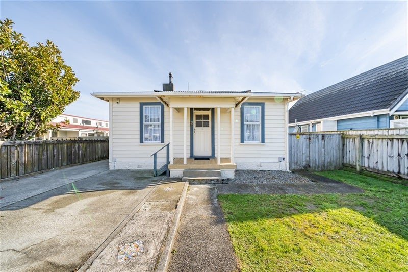 25 Awamutu Grove, Waiwhetu, Lower Hutt - Carousel 2