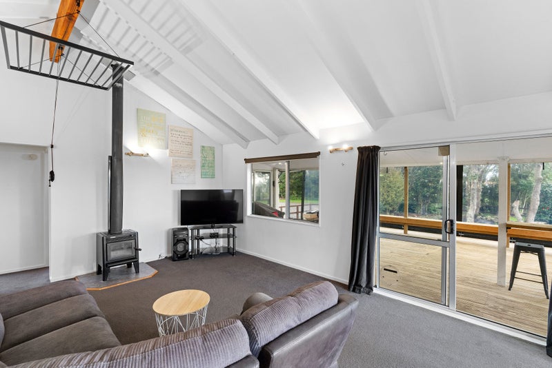 137 Kingston Road, Palmerston North - Carousel 2