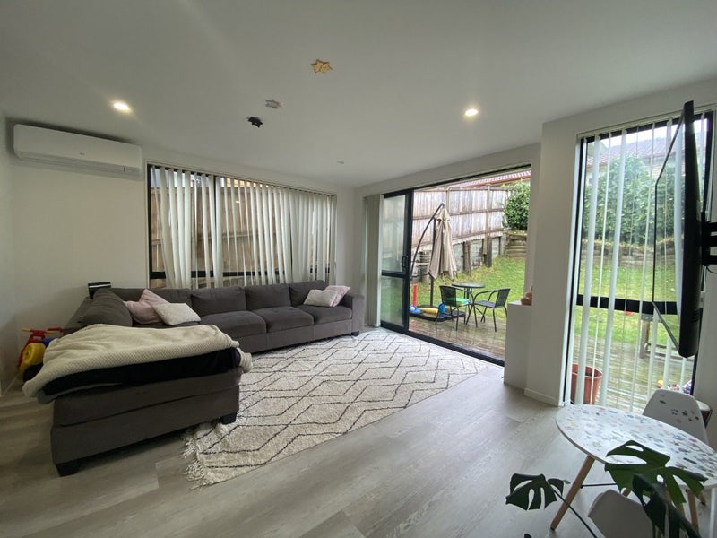28 Seafarer Crescent, Stanmore Bay, Whangaparaoa - Carousel 2