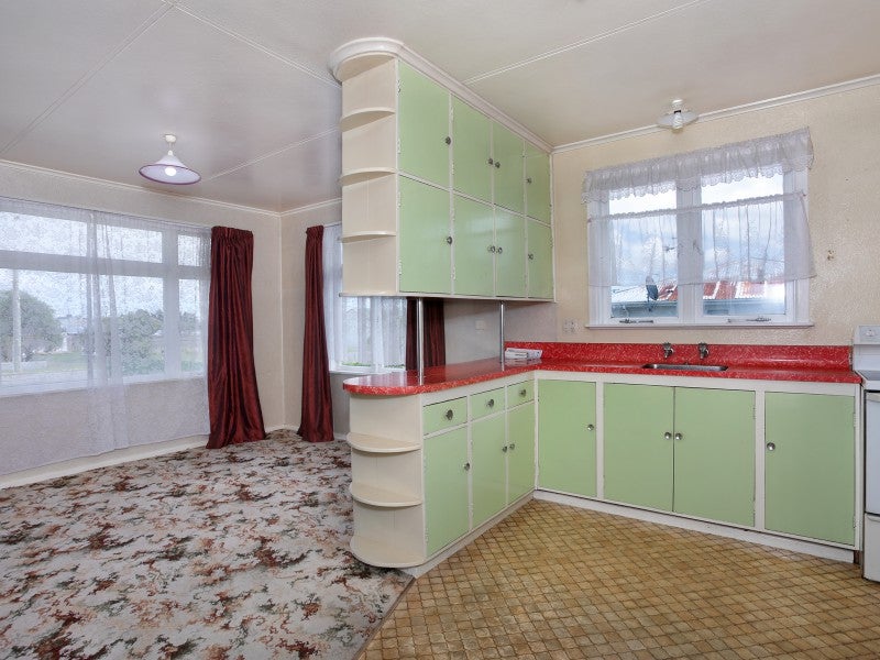 11 Matai Street, Marton - Carousel 2