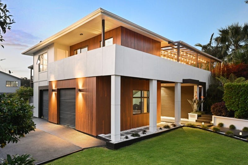 22 Gilbass Avenue, Hamilton Lake, Hamilton - Carousel 2