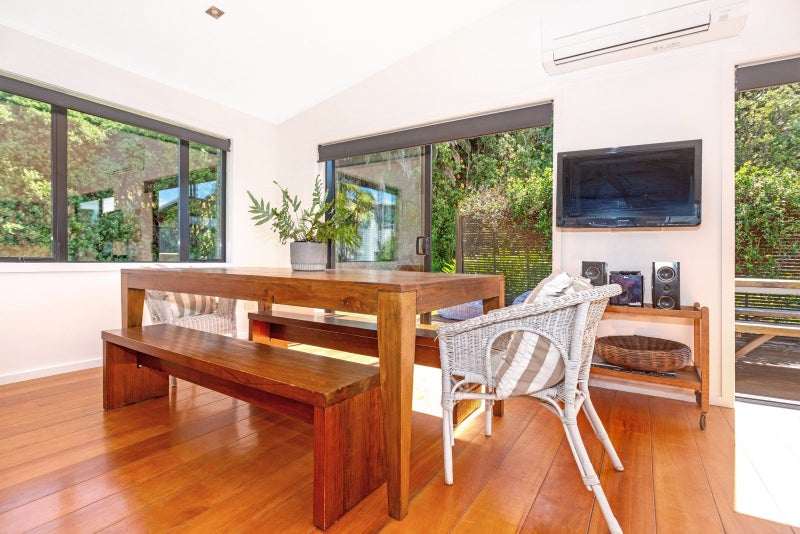 13 Sandy Cove, Wainui, Gisborne - Carousel 2