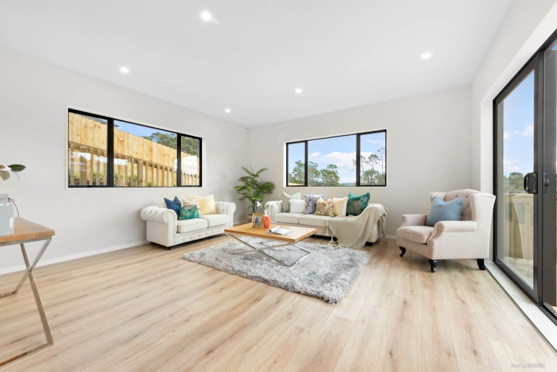 13 Springhill Lane, Sunnyvale, Auckland - Carousel 2