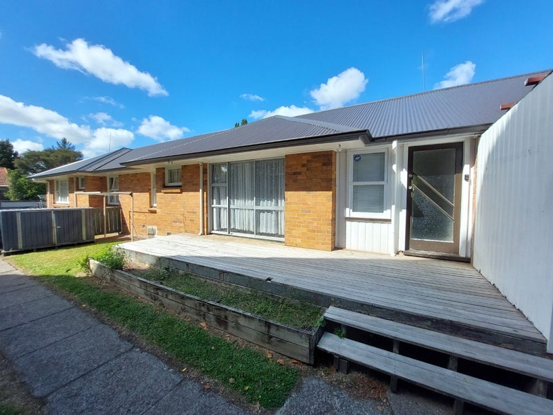 27A Horne Street, Hamilton Central, Hamilton - Carousel 12