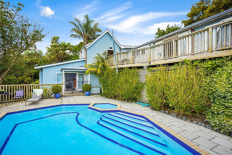 445 Titirangi Road, Titirangi, Auckland - Carousel 2