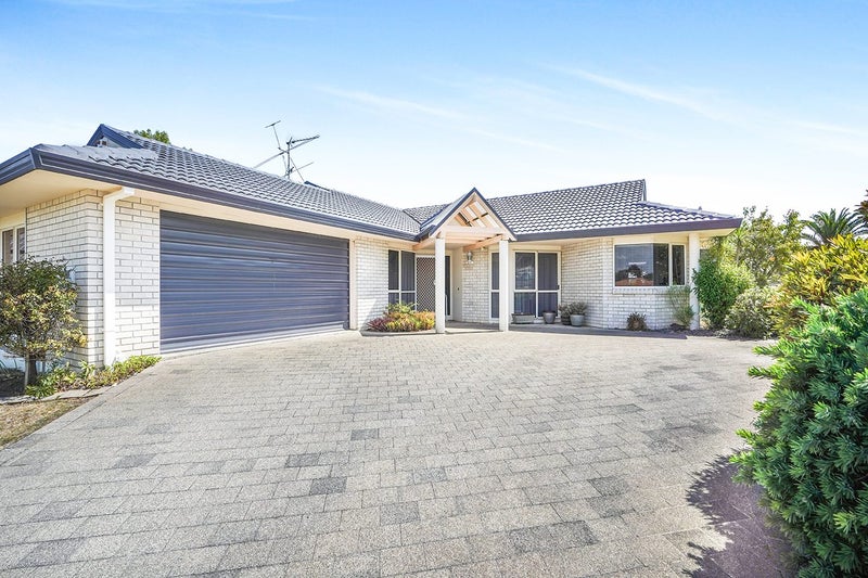 2 Sunset Close, Western Heights, Hamilton - Carousel 1