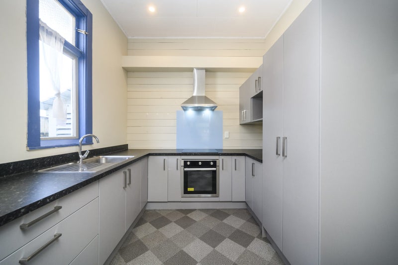 1/135 Ferguson Street, West End, Palmerston North - Carousel 2