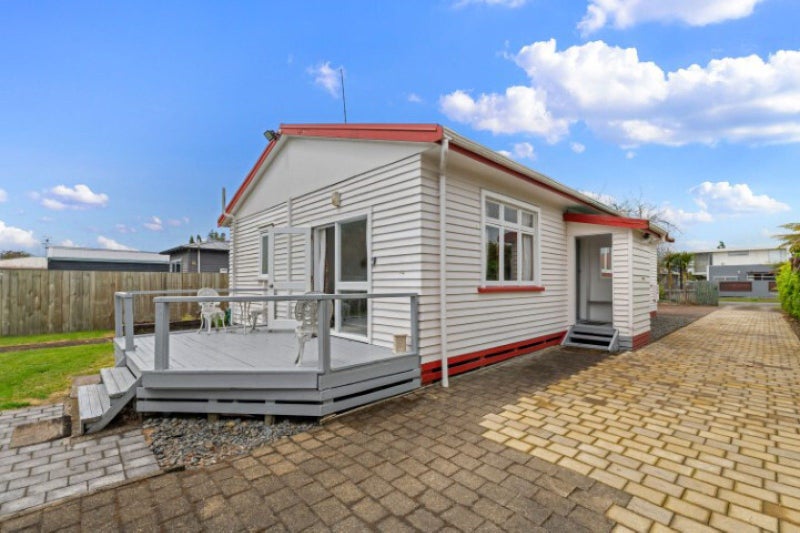 33 Elizabeth Street, Victoria, Rotorua - Carousel 2