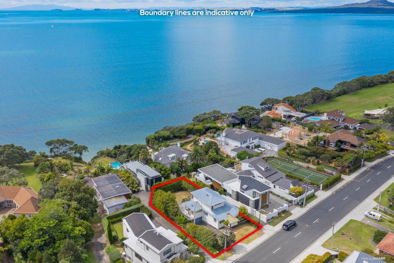 167 Beach Road, Castor Bay, Auckland - Carousel 1