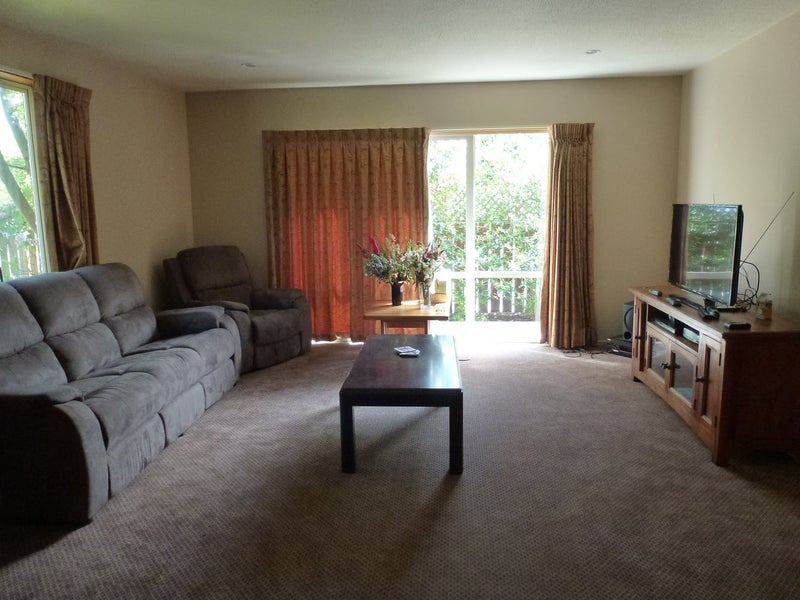 1/49A Wainoni Road, Wainoni, Christchurch - Carousel 2