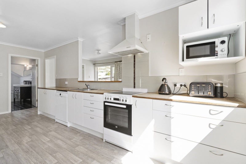 41 School Road, Whatawhata - Carousel 2