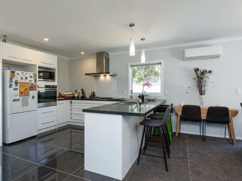 14A Glamis Avenue, Strathmore Park, Wellington - Carousel 2