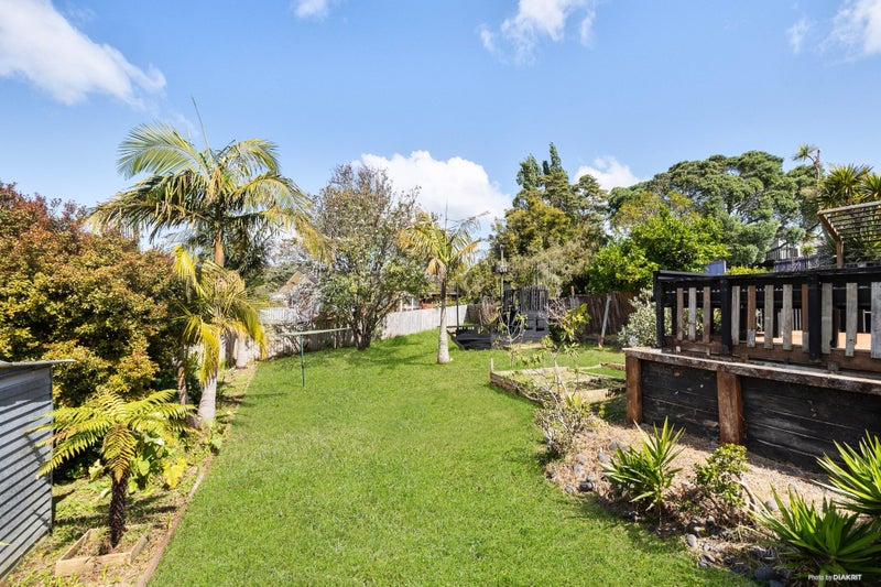 22 Avonleigh Road, Green Bay, Auckland - Carousel 2