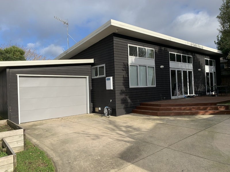 8A Vine Avenue, Maungatapu, Tauranga - Carousel 1