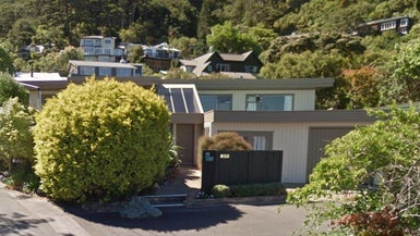 34 Kotari Road, Days Bay, Lower Hutt - Carousel 1