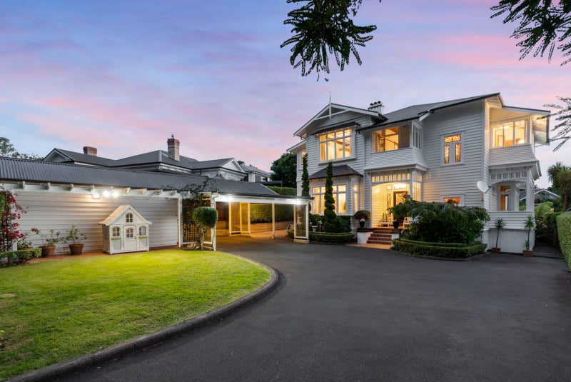 13 Golf Road, Epsom, Auckland - Carousel 1